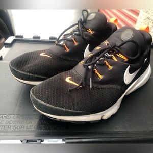 Nike Presto Fly JDI "JUST DO IT" AQ9688-001 Black/Orange Sneakers Size 9